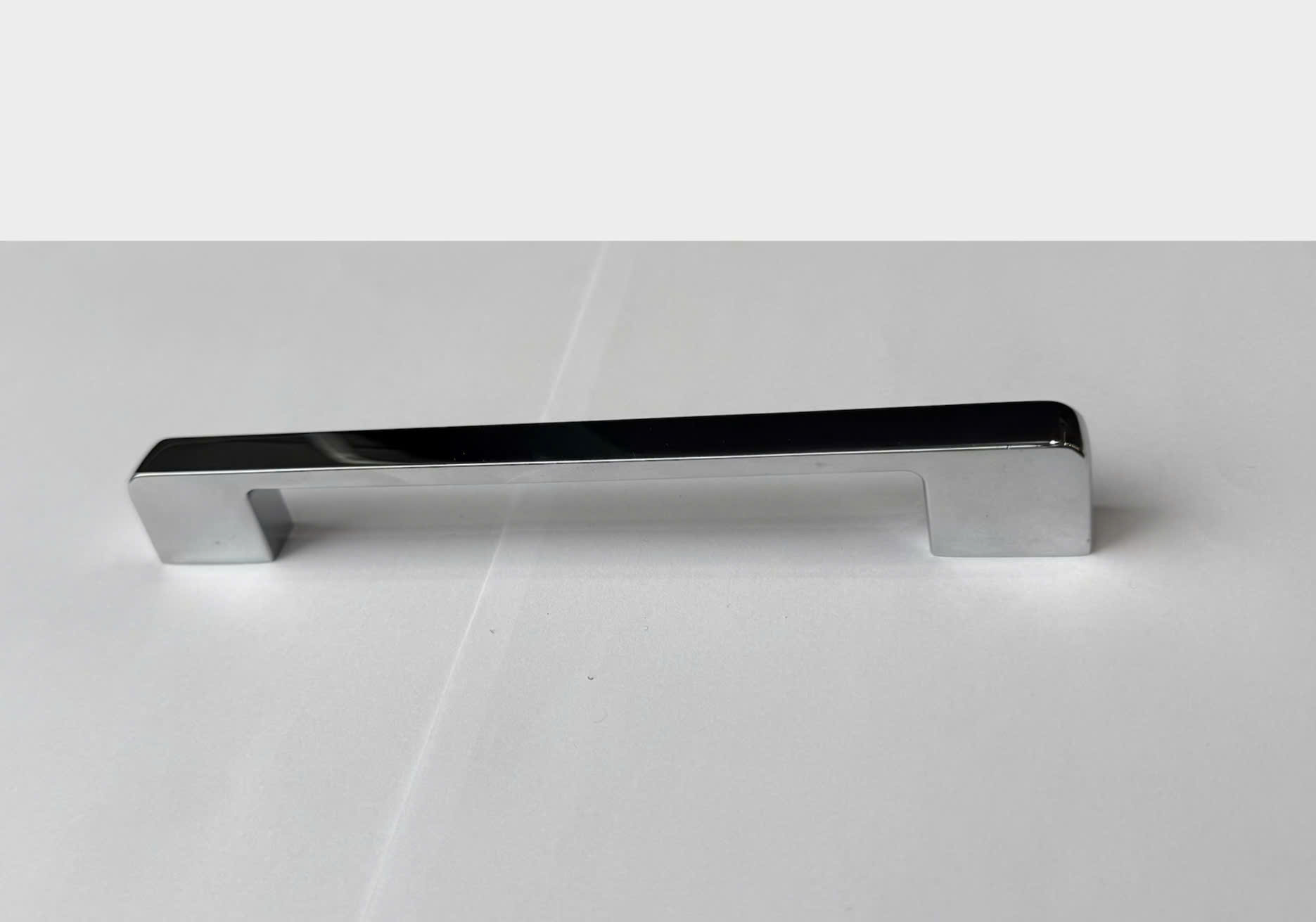 Tay Nắm Cánh tủ gỗ TN20